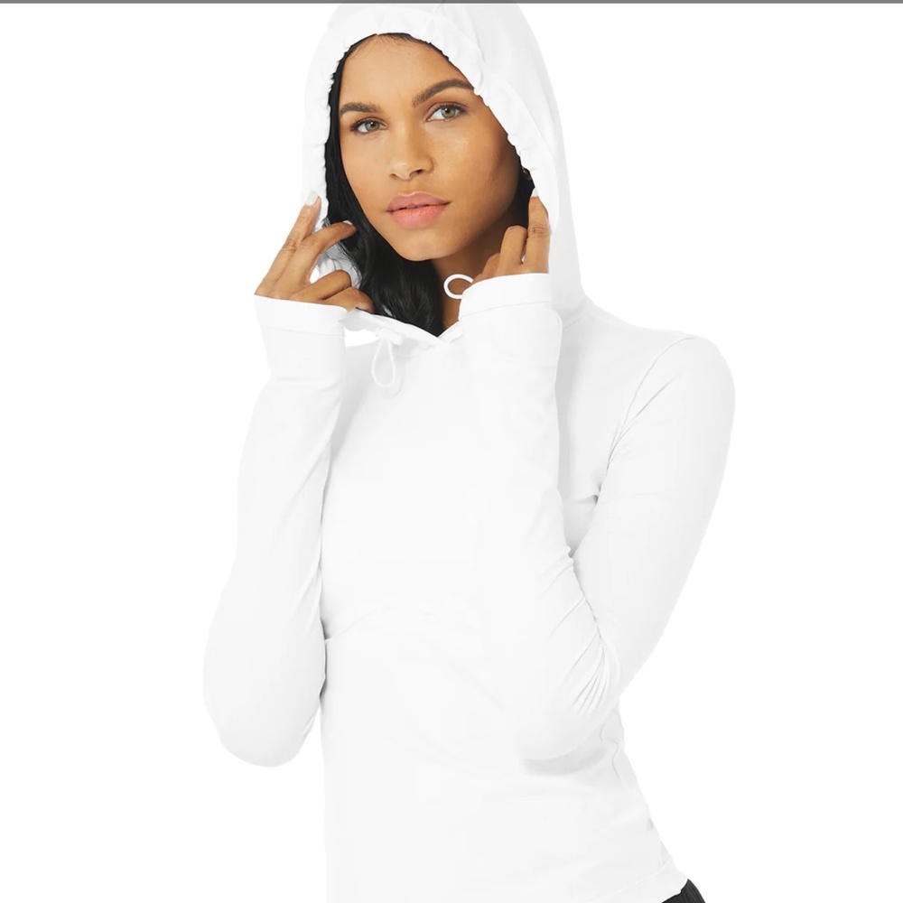 ALO SOFT HOODED RUNNER LONG SLEEVE - White / S